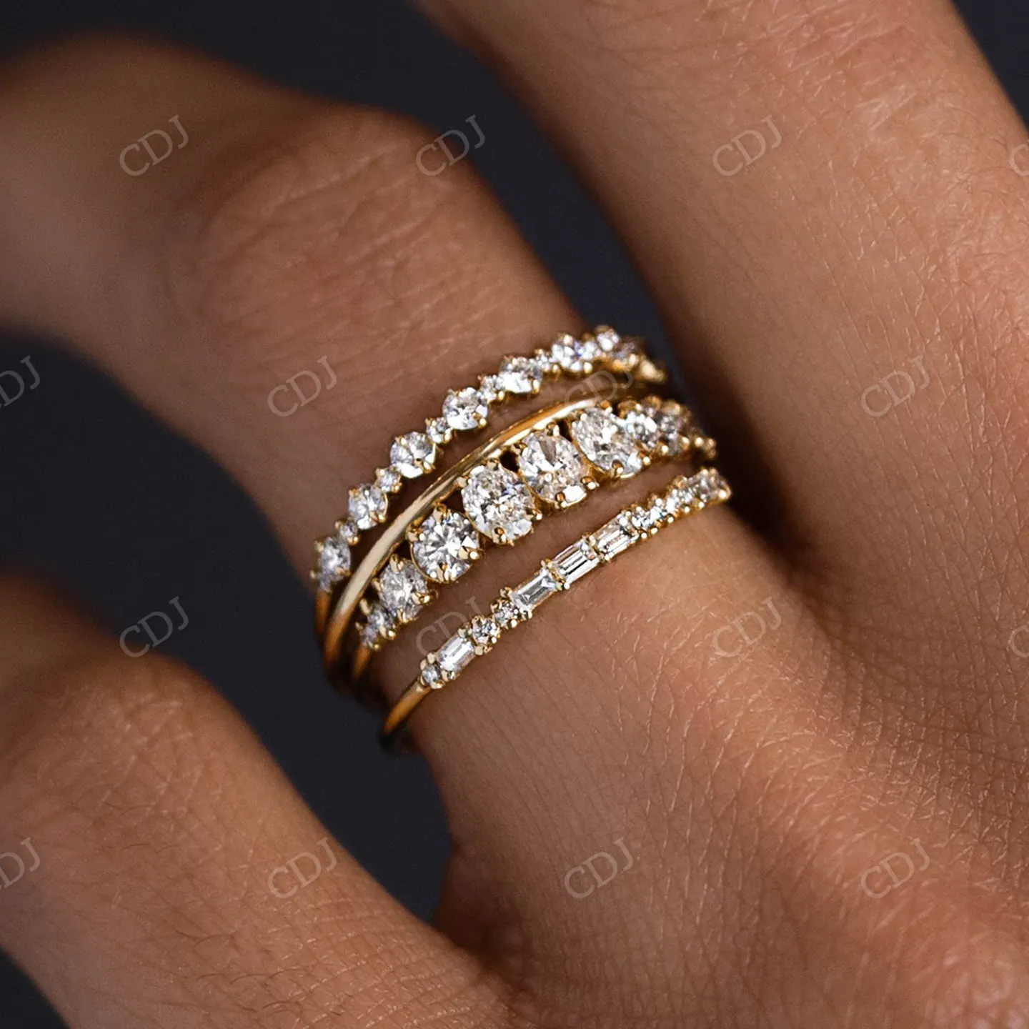 0.02CTW Minimalist Natural Diamond Wedding Band