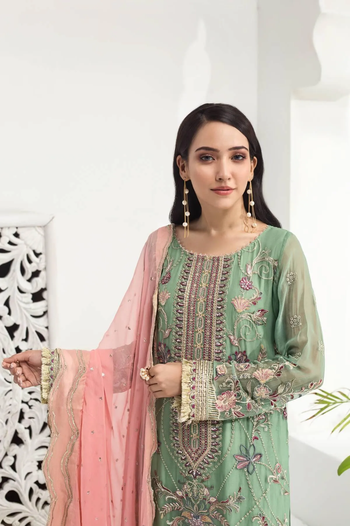 Alizeh Embroidered Chiffon Collection – Daisy Lavender