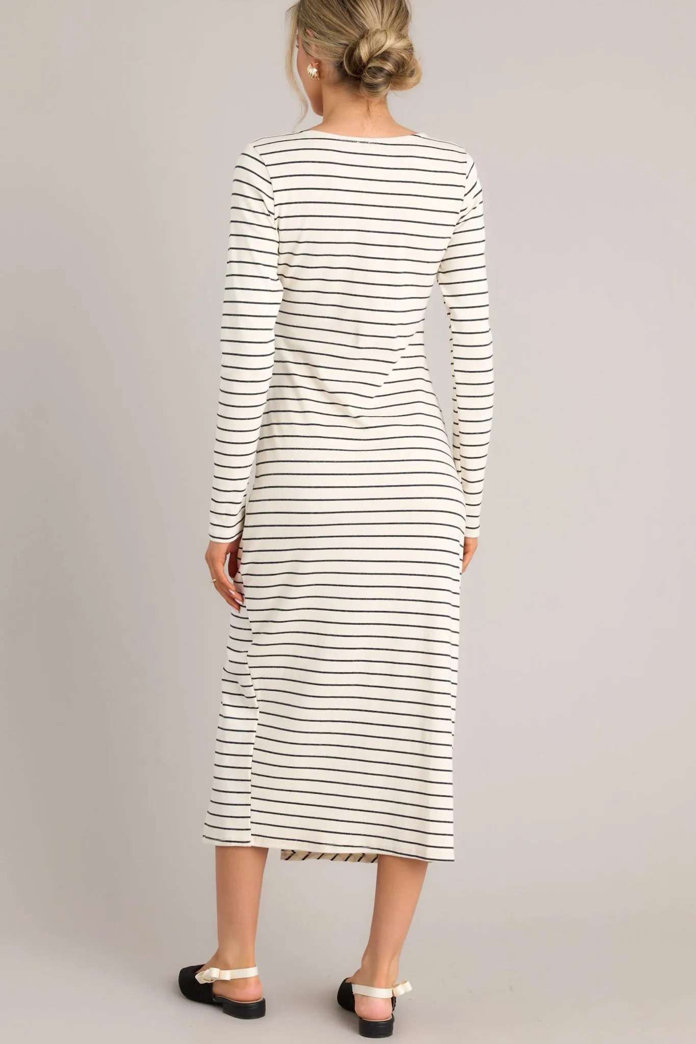 Art Of Living Ivory & Black Long Sleeve Midi Dress