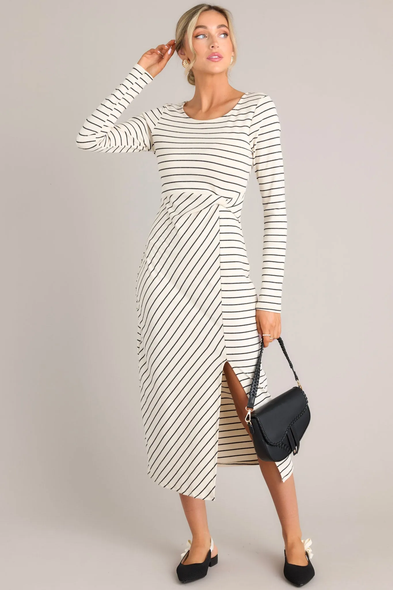 Art Of Living Ivory & Black Long Sleeve Midi Dress