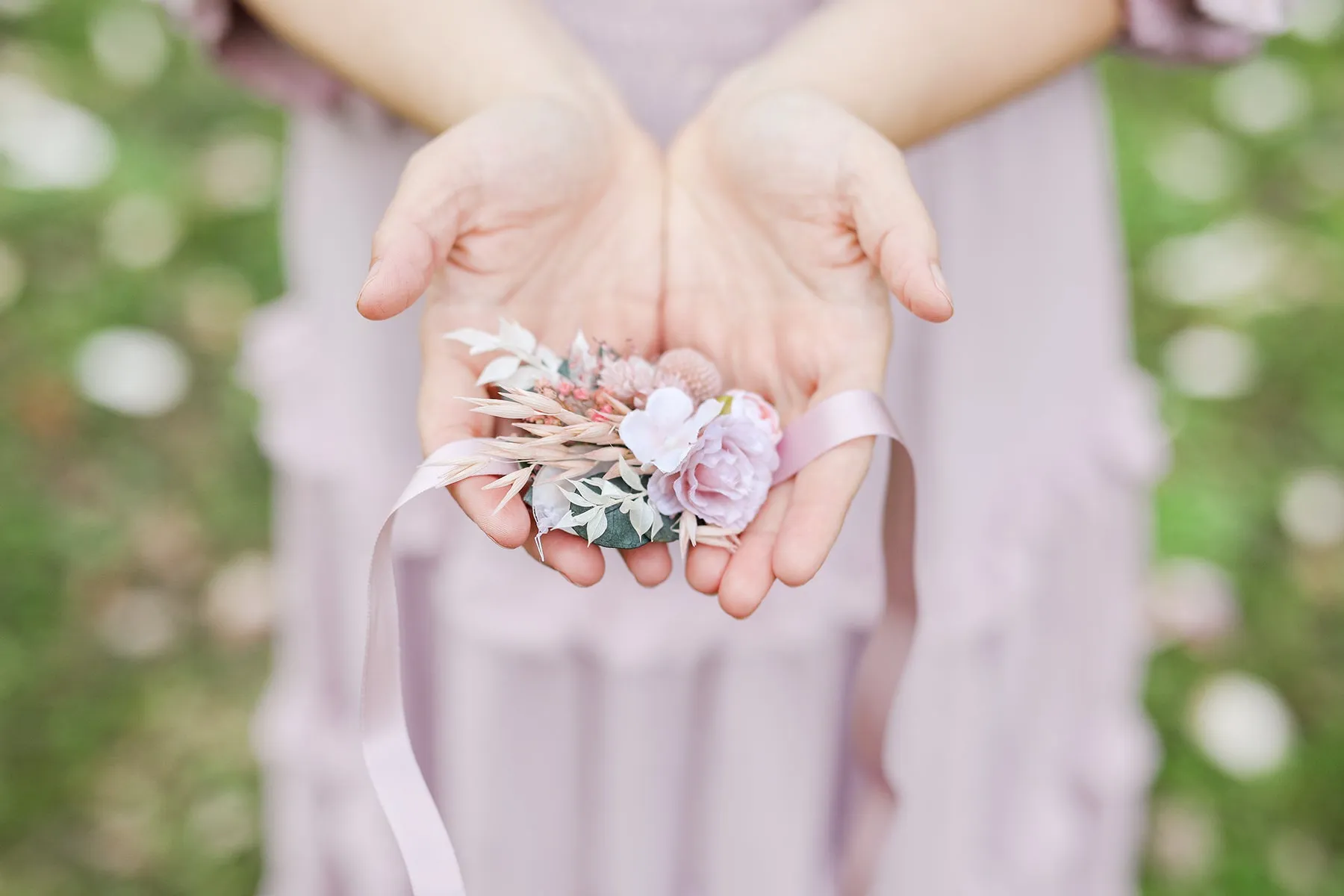 Blush flower bracelet Bridesmaid gift Matching bracelets Romantic wrist corsage Magaela Wedding accessories Customisable bridal wrist flowers