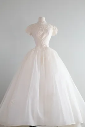 Breathtaking 1950's Ivory Couture Wedding Gown In Silk Organza / Small