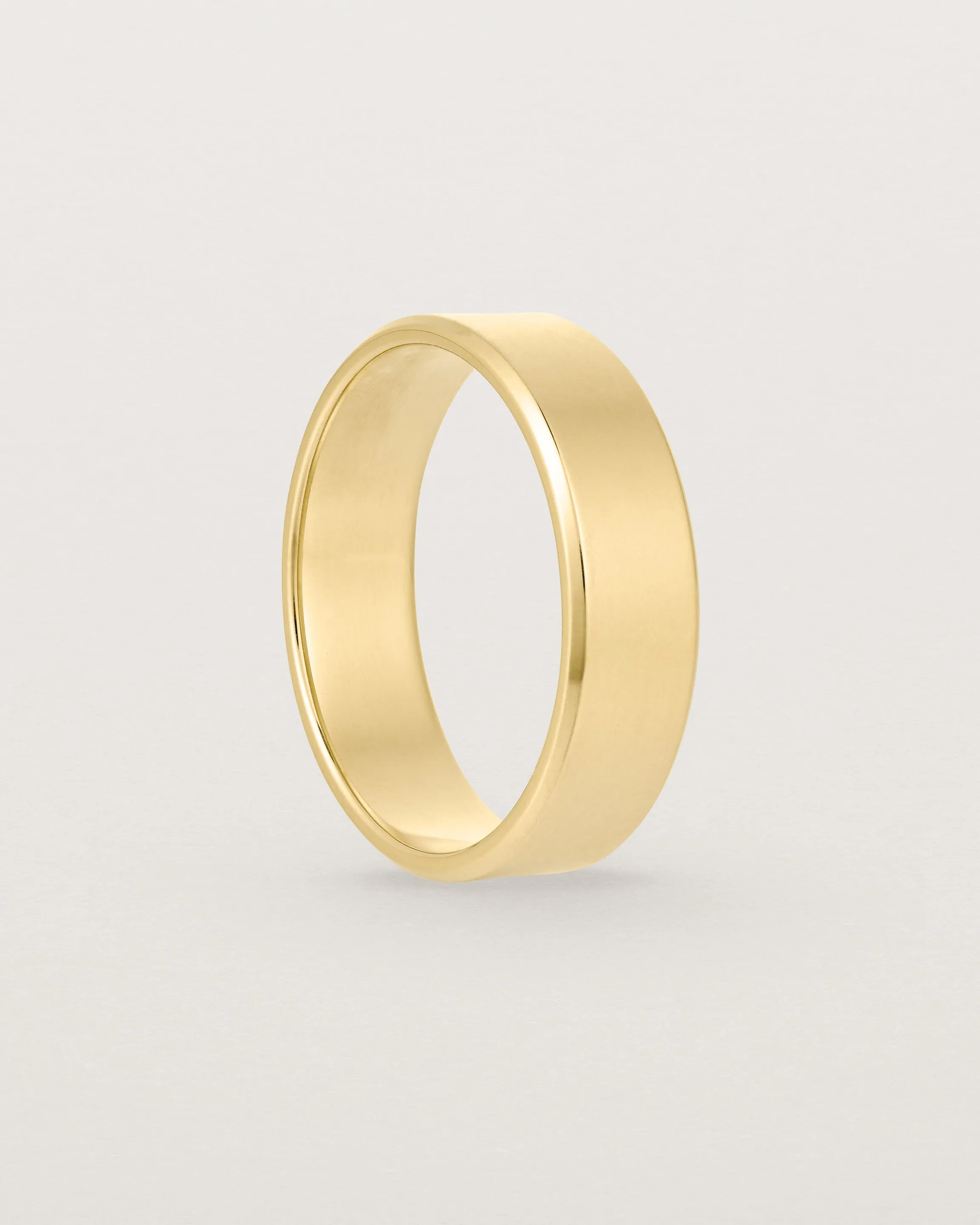 Chamfered Wedding Ring | 6mm