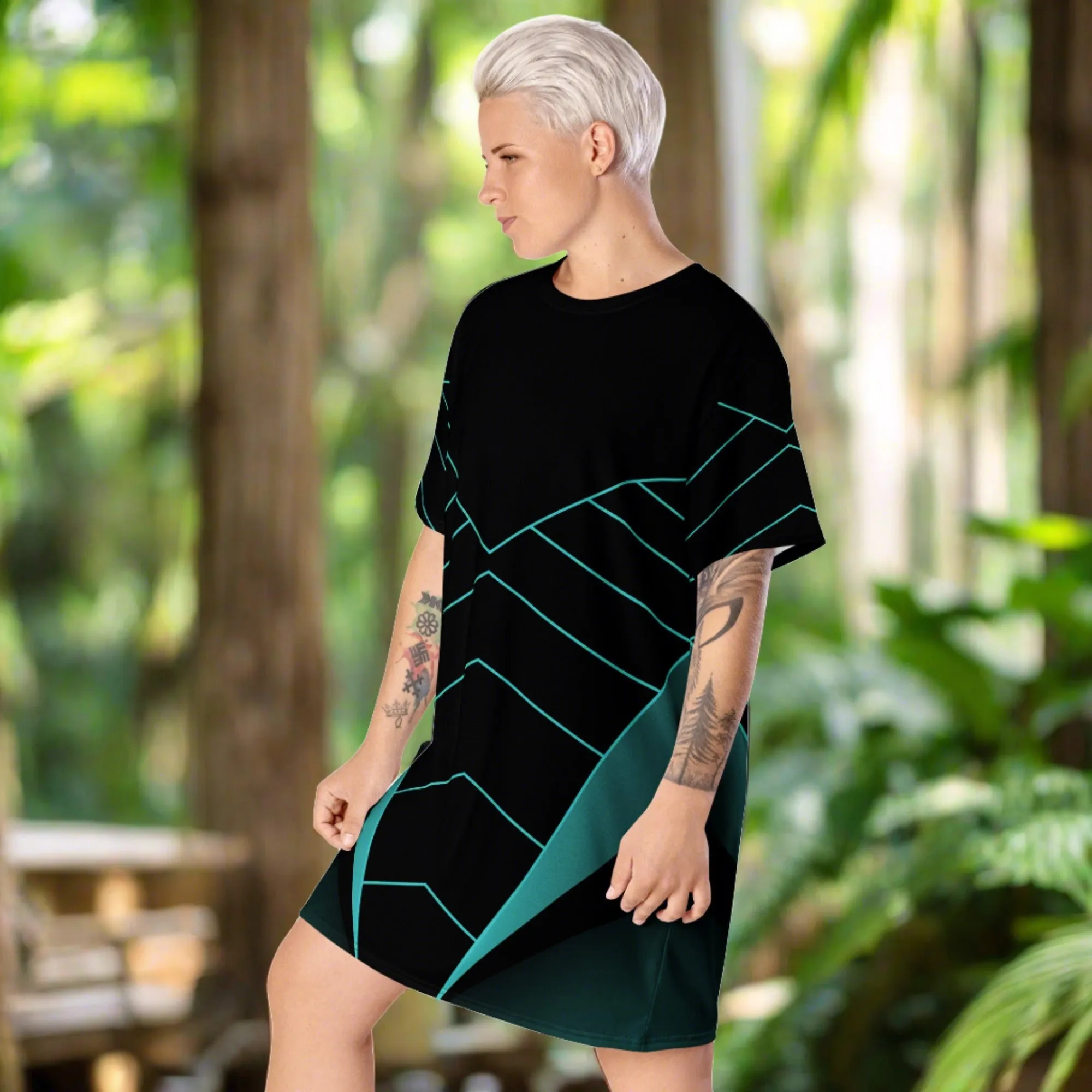 ChromoCo Black-Green T-Shirt Dress | Chic and Contemporary Geometric Design