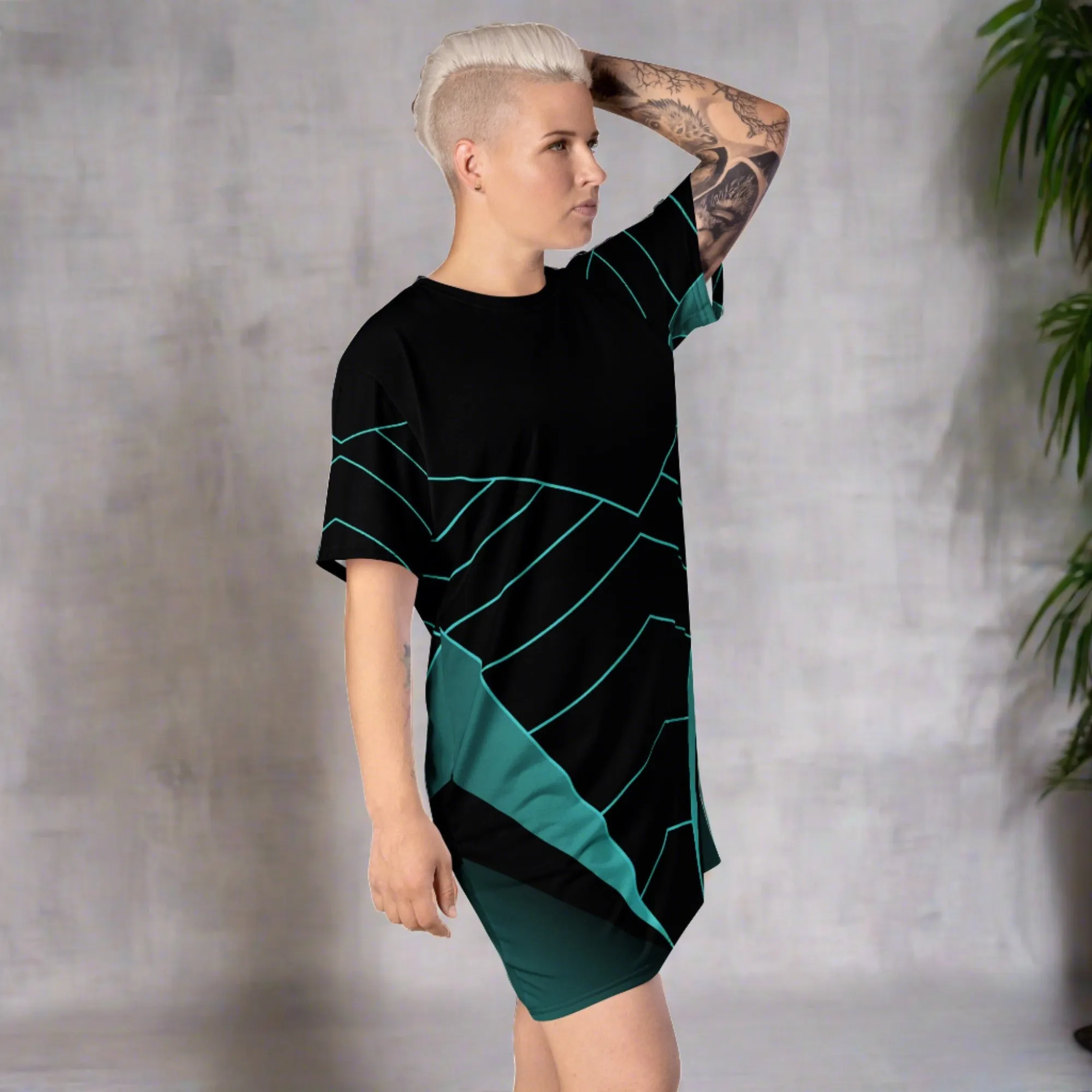 ChromoCo Black-Green T-Shirt Dress | Chic and Contemporary Geometric Design