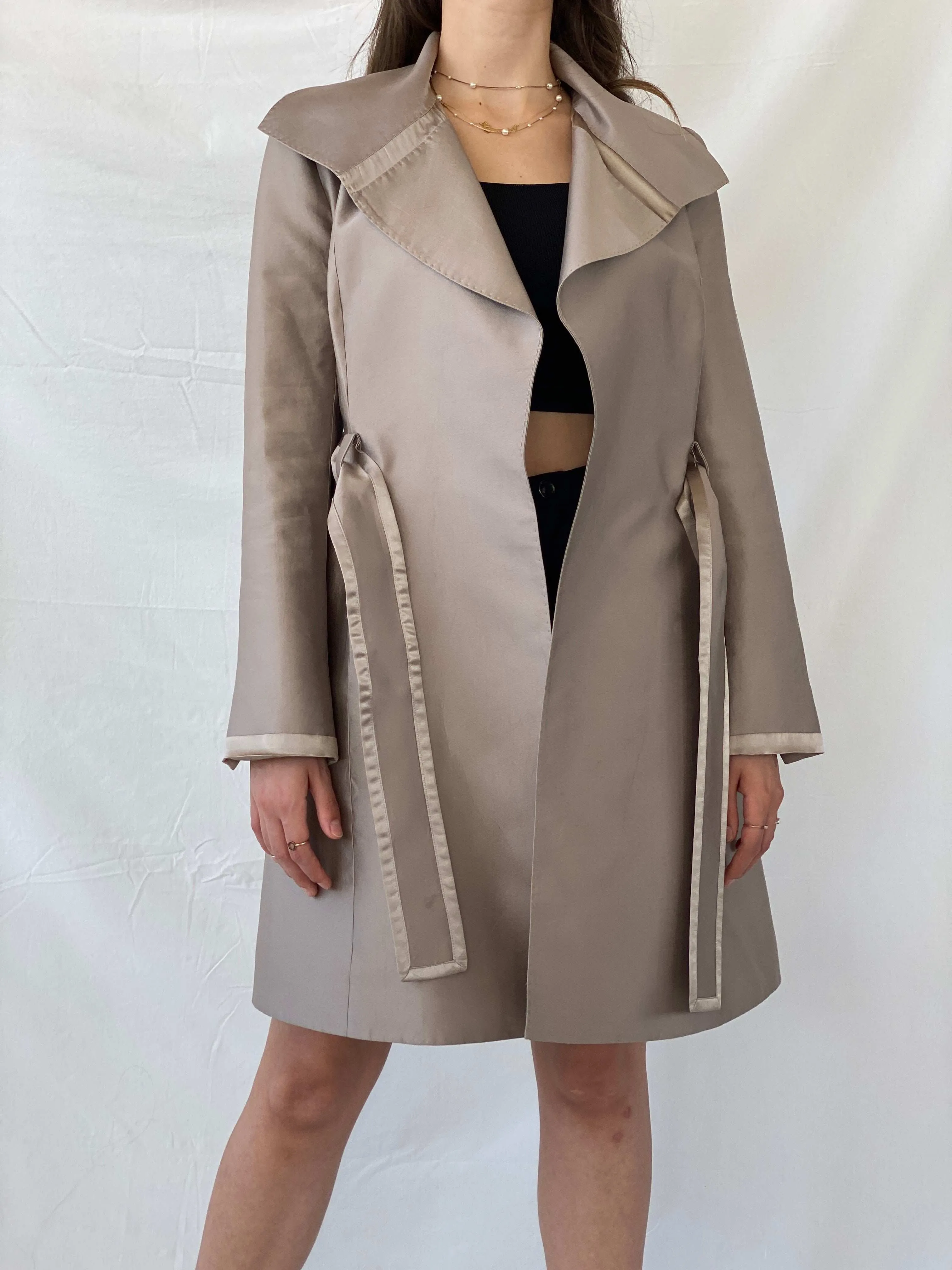 Elegant Amanda Wakeley Silk Trench Coat - M