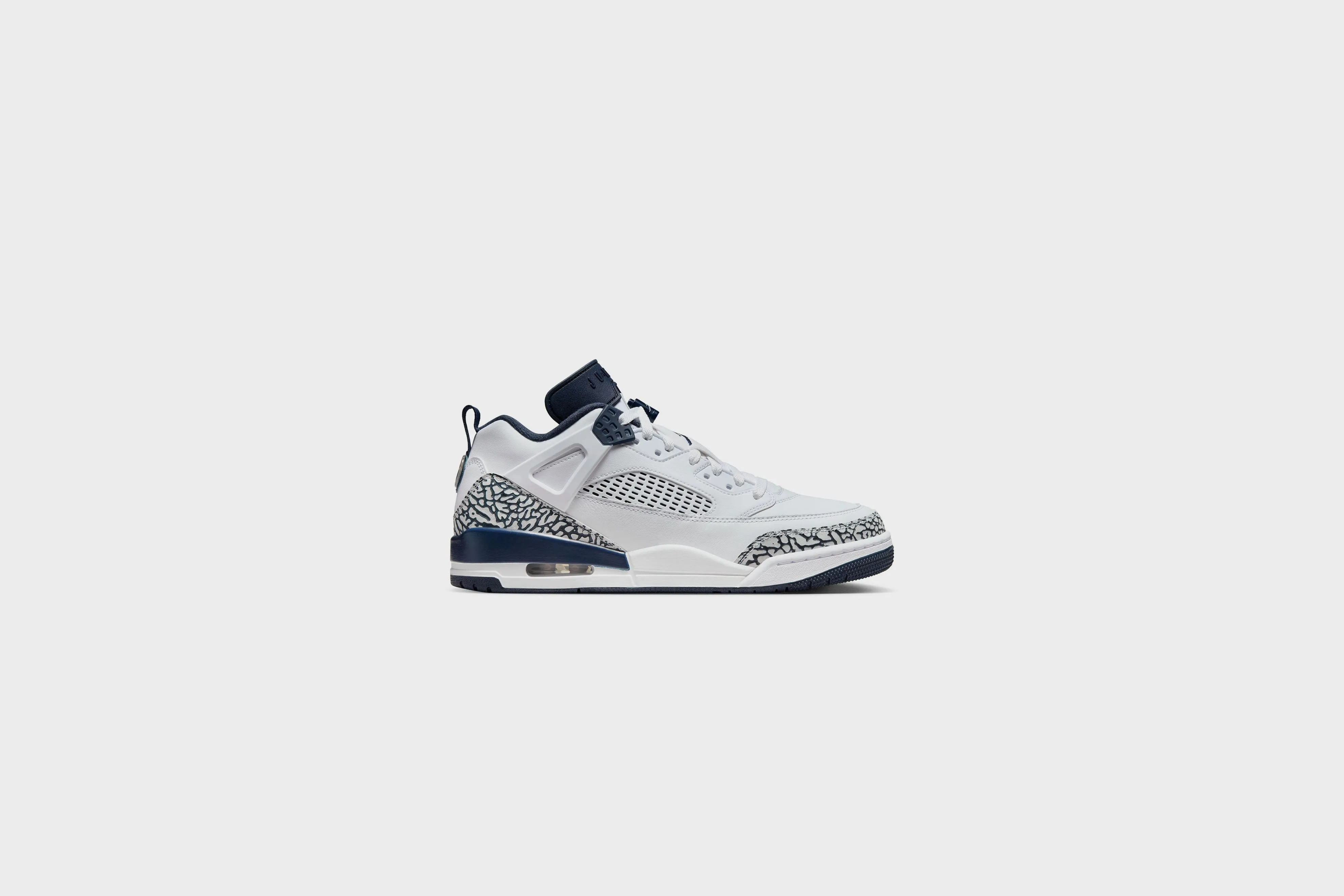 Jordan Spizike Low (White/Obsidian-Pure Platinum)