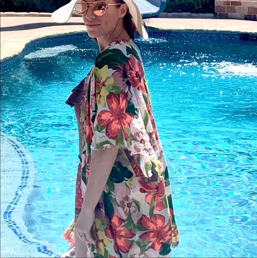 Kimono - resort red floral event wrap / cover up caftan pareo beach pool lake vacation new best seller 2021 gift present autumn fall winter