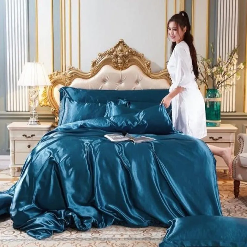 Luxury Satin Silk Duvet Cover 4 Pieces Set