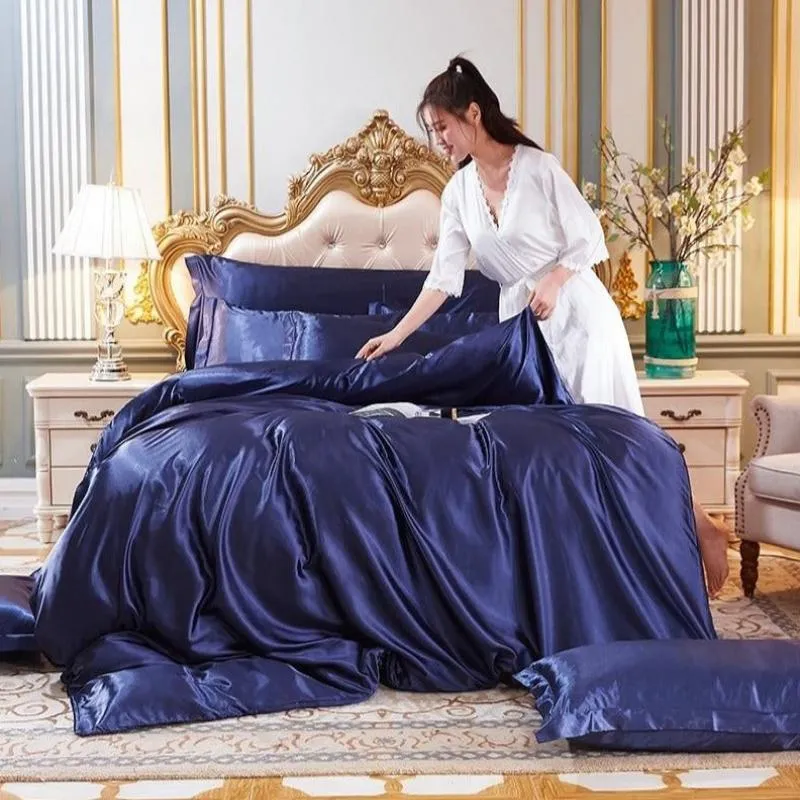 Luxury Satin Silk Duvet Cover 4 Pieces Set