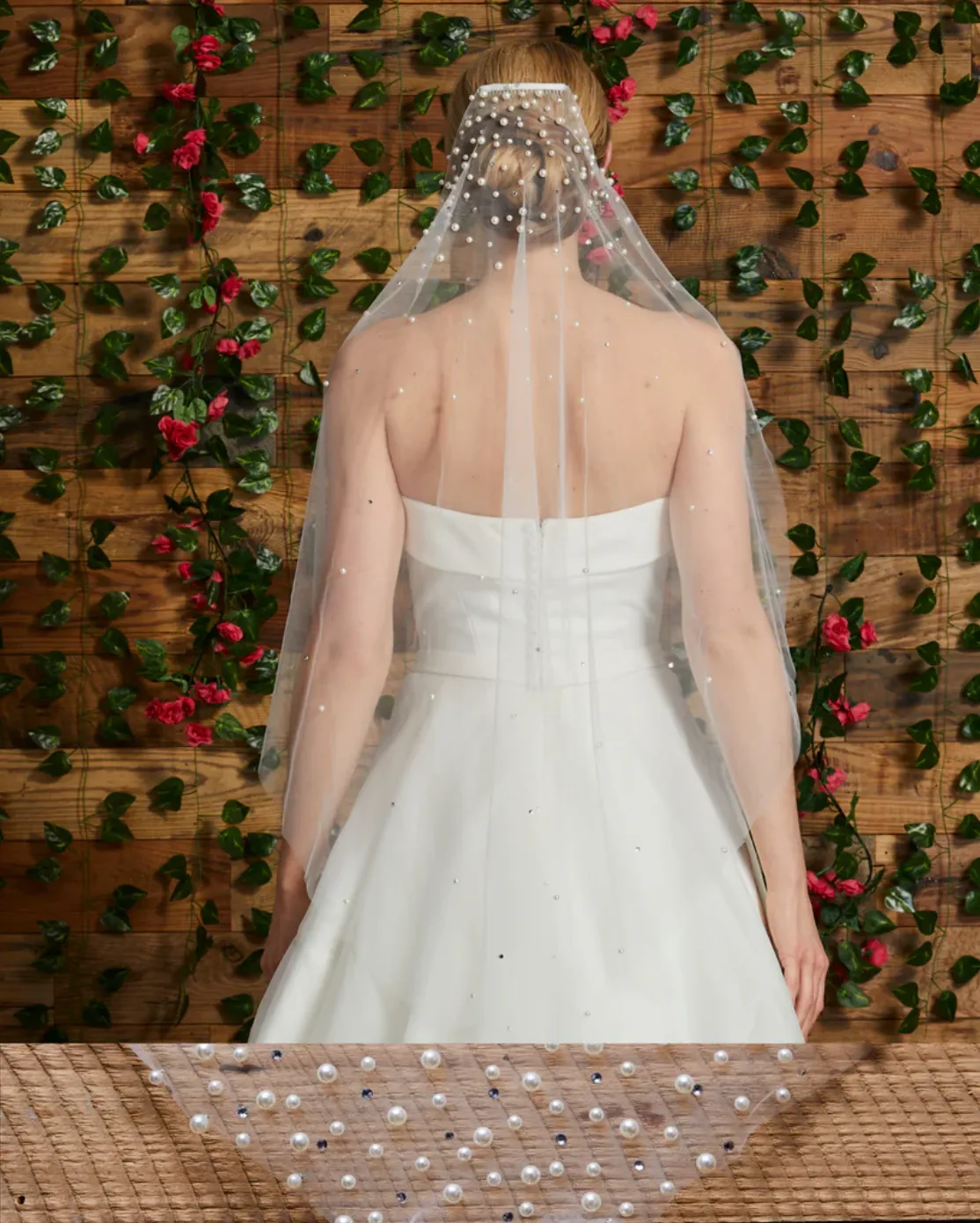 Pearl & Rhinestone Scattered Veil