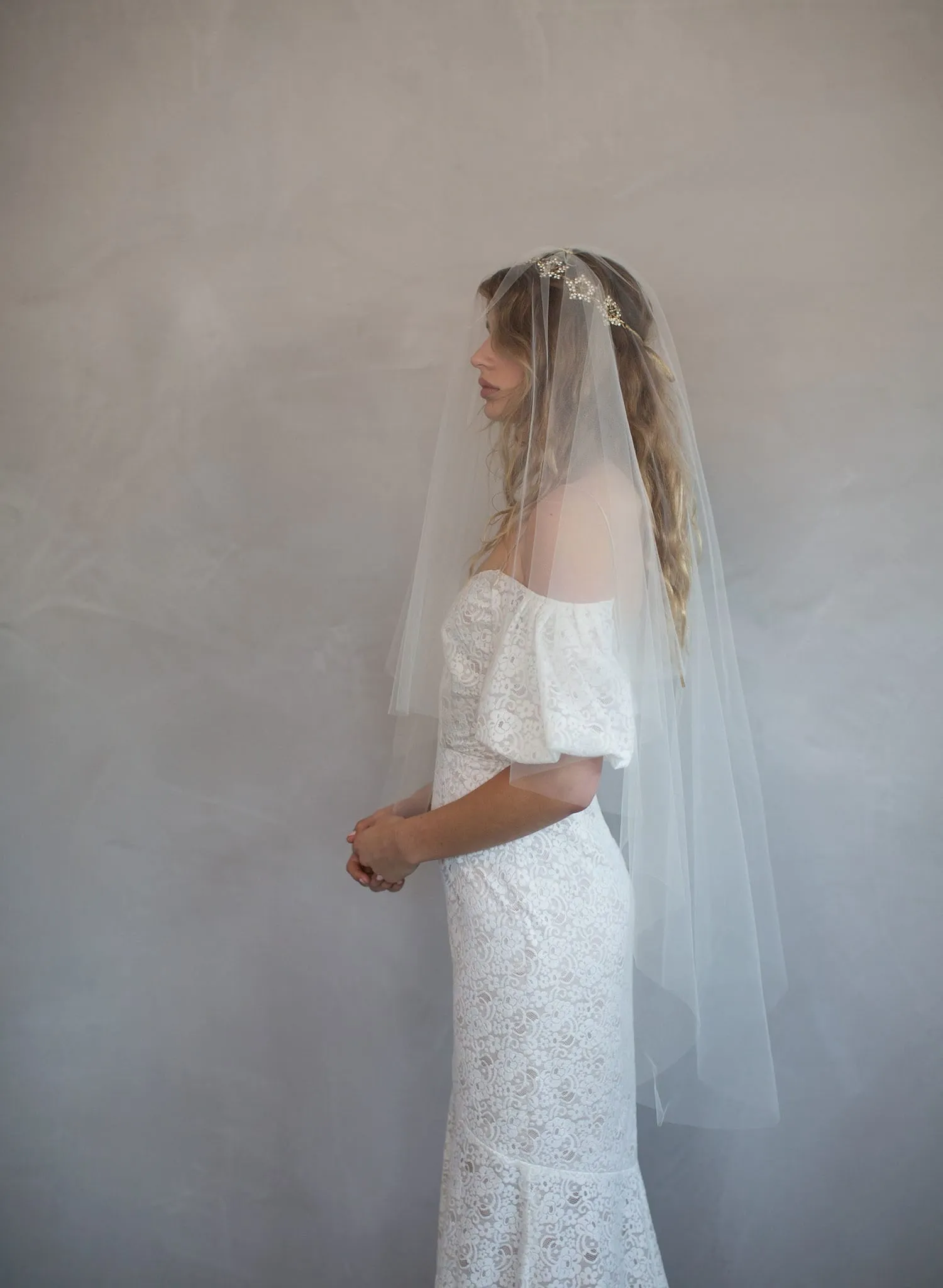 Simple subtle lift veil with blusher - Style #785