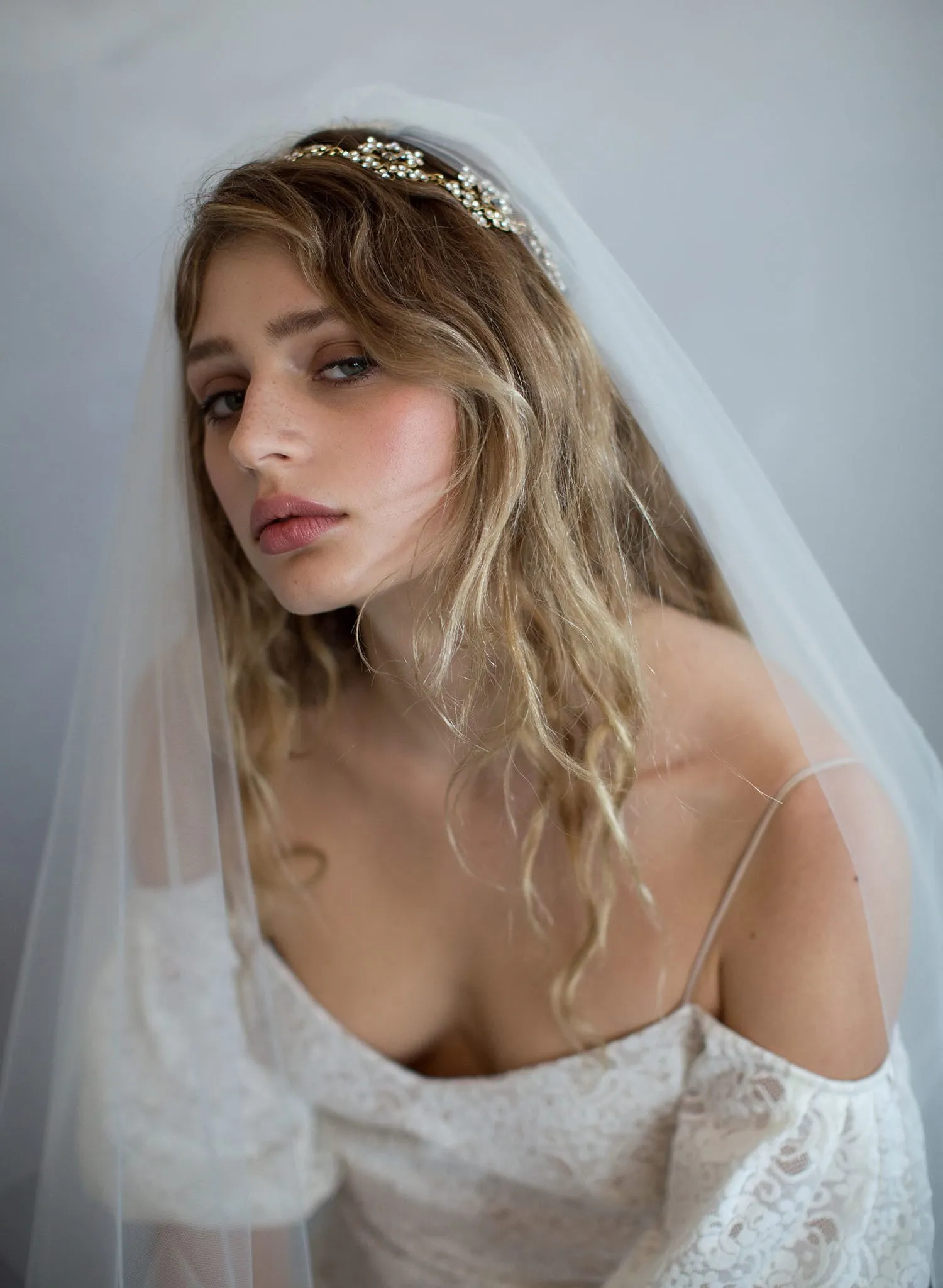 Simple subtle lift veil with blusher - Style #785