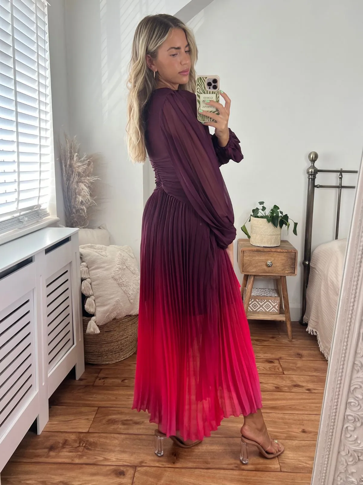 Toni Long Sleeved Pleated Maxi Dress / Mulberry & Pink Ombre